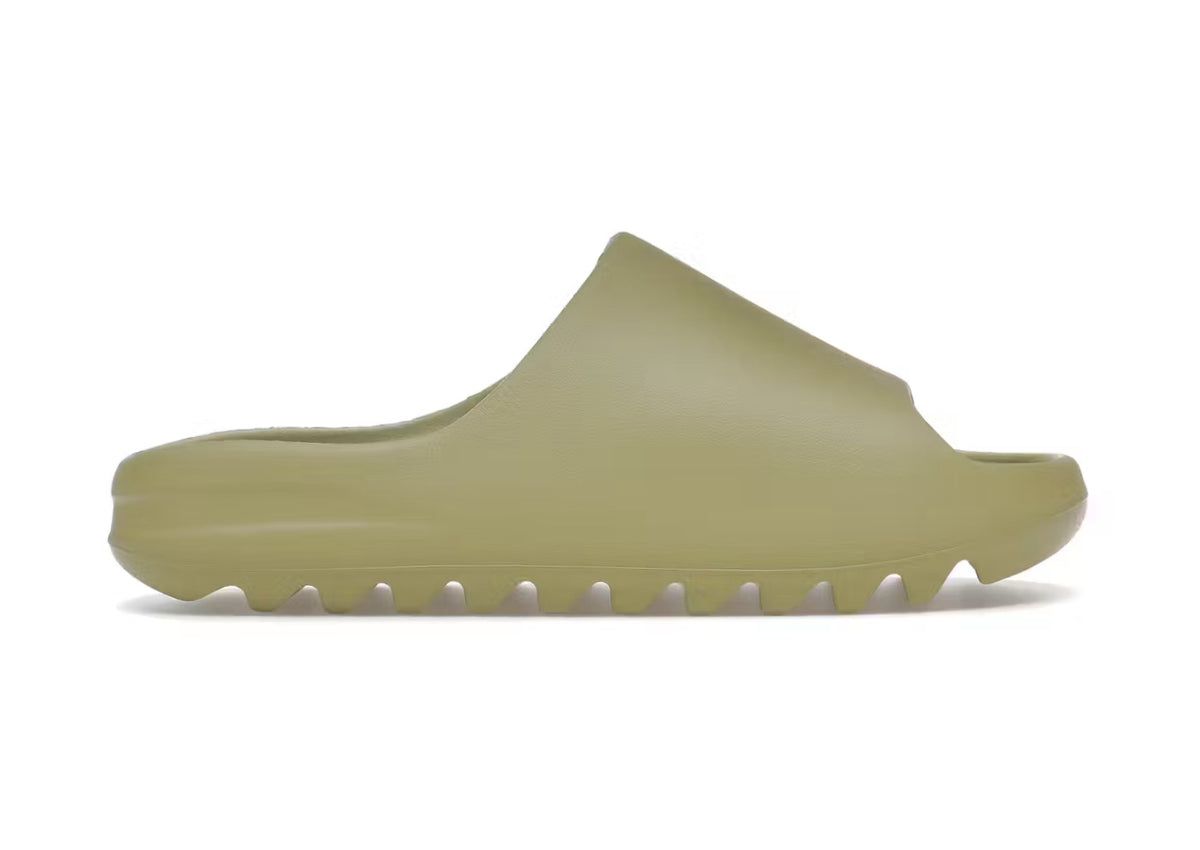 Yeezy Slides ‘Resin’
