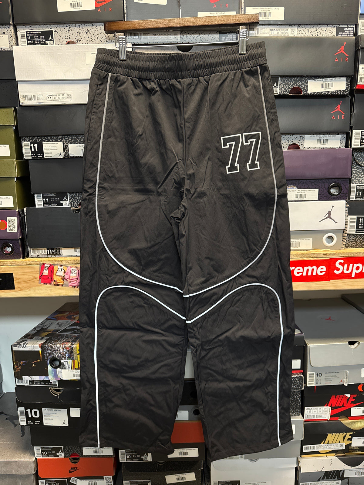 Lutte Revolte ‘Nylon Pants 77’