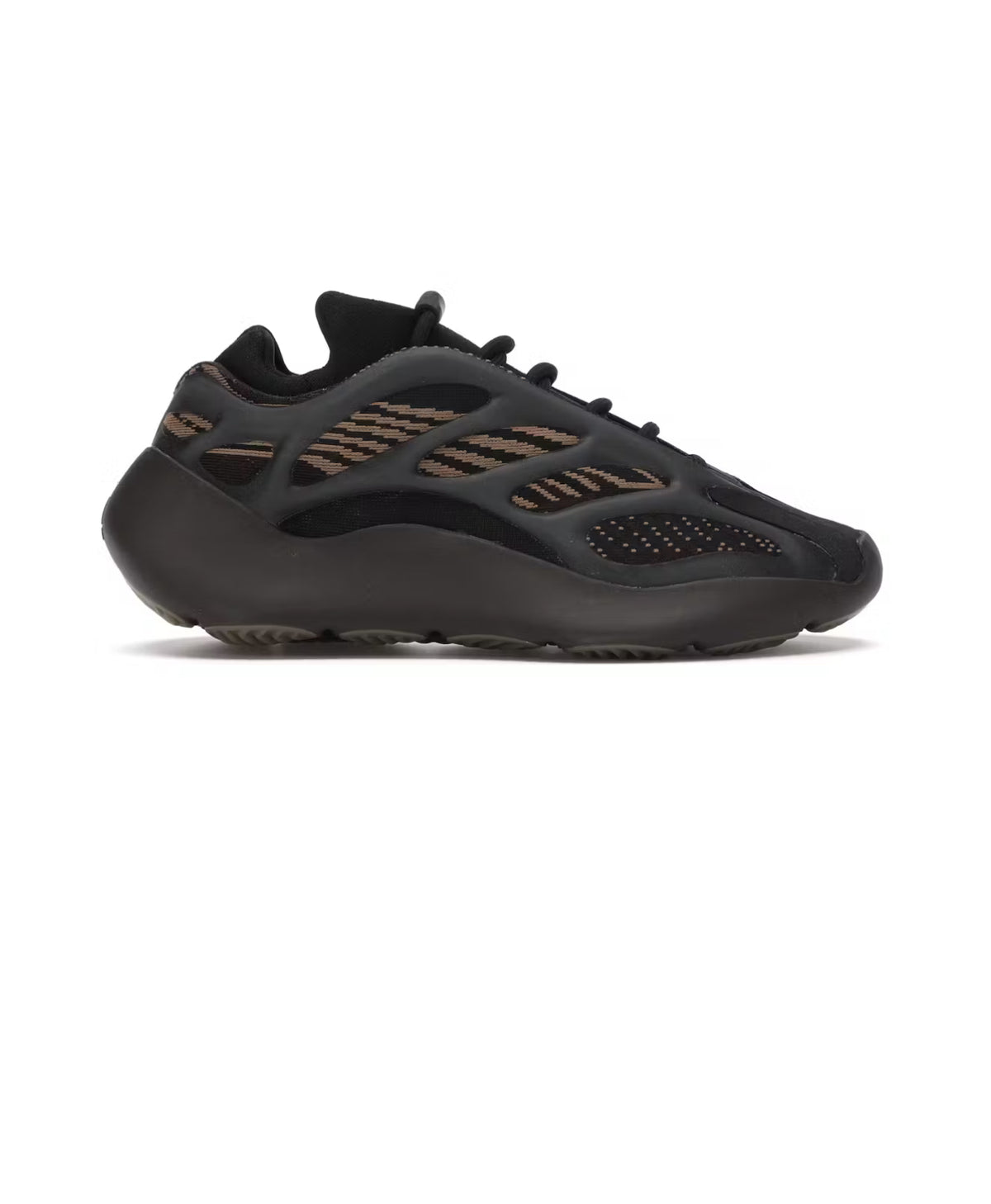 Yeezy 700 v3 ‘Clay Brown’