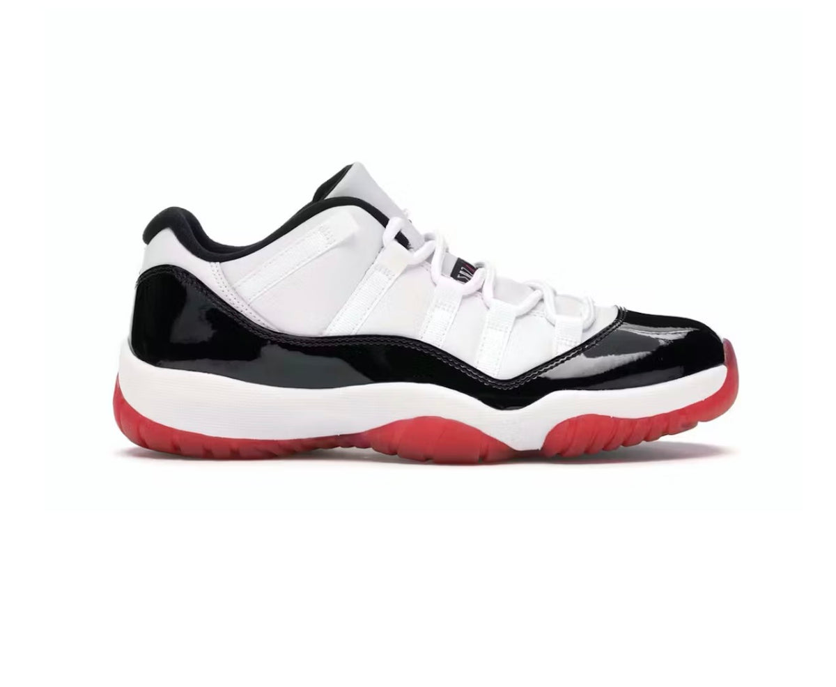 Jordan 11 Low ‘Concord Bred’