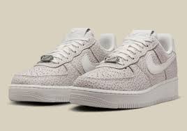Air Force 1 Low Safari Basketball Sneaker