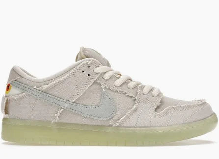 Nike SB Dunk Low Mummy